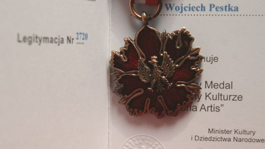 Gloria Artis dla Wojciecha Pestki
