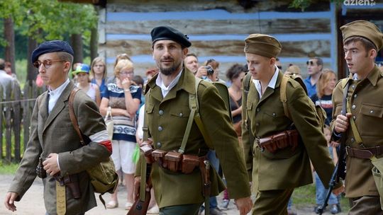 Gloria Victis, czyli koncert, inscenizacja i wystawa w skansenie