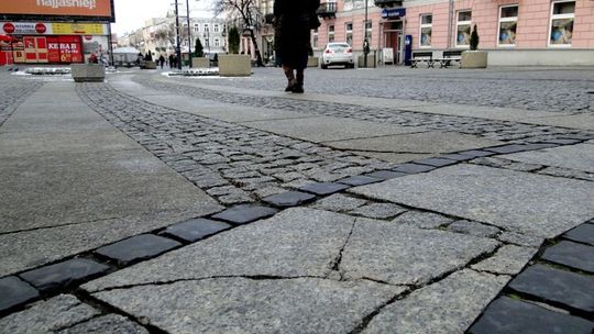 Główny deptak miasta wygląda coraz gorzej!