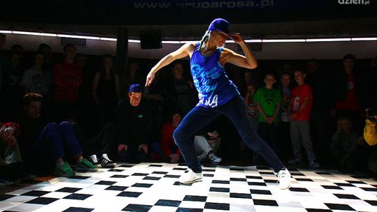 Gorąca atmosfera i taneczne pojedynki