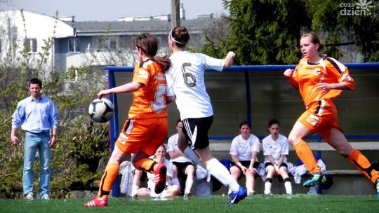 Grad bramek w derbach Radomia!