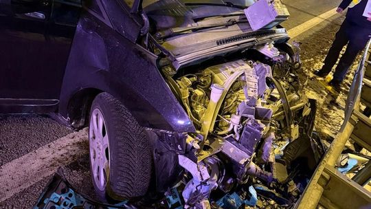 Groźny wypadek na S7. Trzy osoby trafiły do szpitala