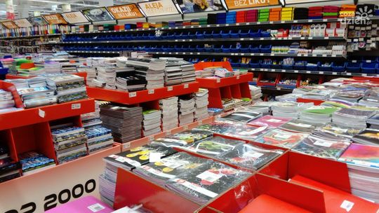 Gwarancja najniższej ceny na wyprawkę szkolną i wielka loteria urodzinowa 