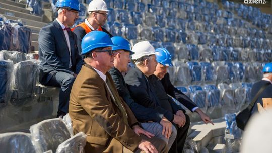 Hala przy ul. Struga. Radni oceniali postęp prac