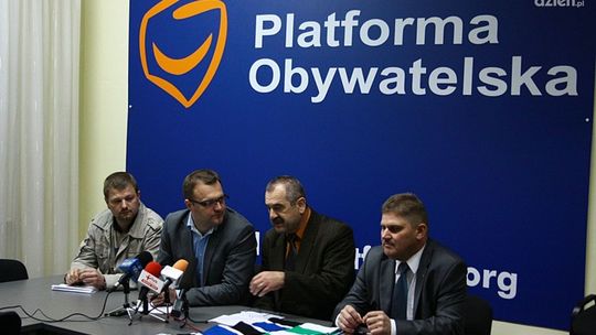 Hala sportowa w Radomiu coraz bliżej! Hala sportowa w Radomiu coraz bliżej!