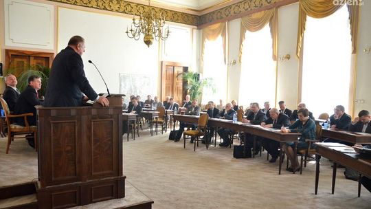 Handel w niedziele - co postanowią radni?