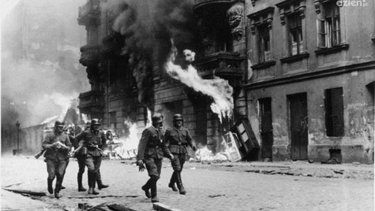 "Historia Cię szuka" w Resursie