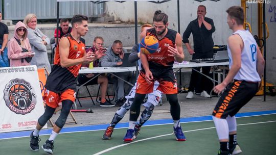 Hutnik Warszawa najlepszy w koszykarskim turnieju 3x3