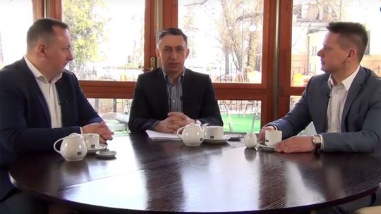 Hyde Parkowa o lotnisku i reformie edukacji