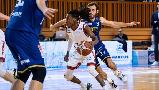 HydroTruck przegrał pod "złotym sufitem" z Górnikiem Wałbrzych