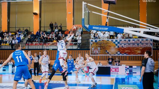 HydroTruck Radom przegrał z Eneą Basket Poznań