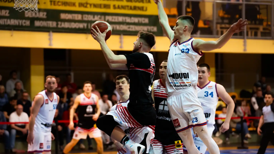 HydroTruck Radom wygrywa pierwsze starcie play-offów w Pruszkowie