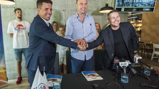 HydroTruck sponsorem radomskich piłkarek!