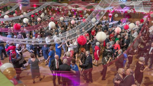 I Bal Seniora w hali MOSiR