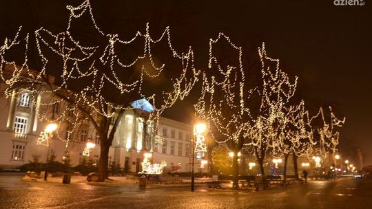 Iluminacje czyli Radom stroi się na święta ZOBACZ ZDJĘCIA