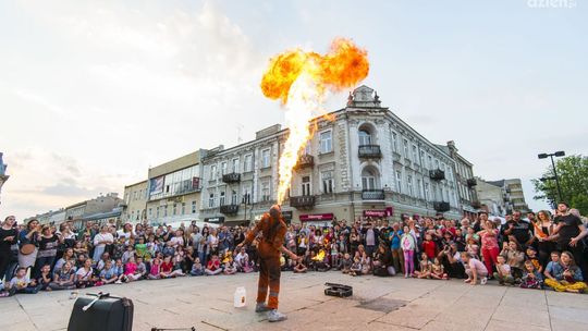 Iluzjoniści, kuglarze, żonglerzy zawitają do Radomia