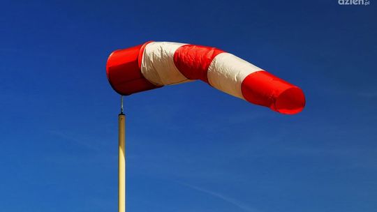 IMGW ostrzega – w nocy może silnie wiać IMGW ostrzega – w nocy może silnie wiać