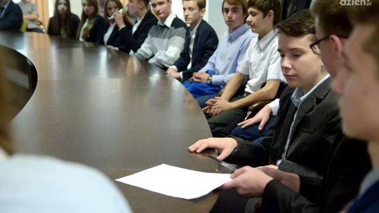 Inauguracyjne posiedzenie Parlamentu Młodzieży