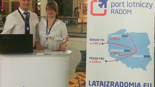 Informacja lotniskowa w Galerii Słonecznej