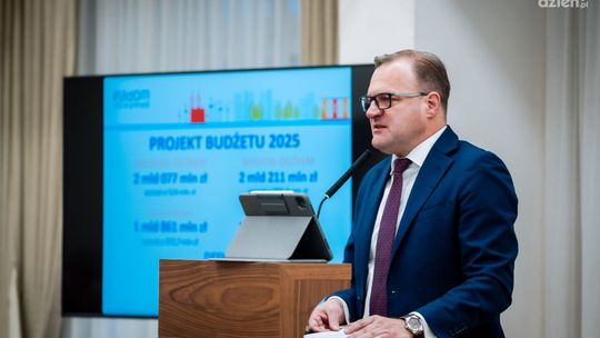 Informacje. Budżet Radomia na 2025 rok przyjęty