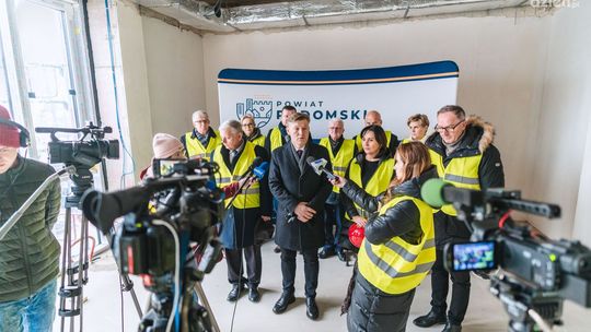 Informacje. II etap szpitala w Pionkach na finiszu