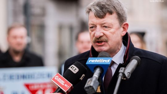 Informacje. Jarosław Kowalik na prezydenta