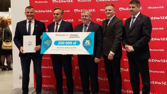 Informacje. Pieniądze na 80 inwestycji w regionie radomskim Informacje. Pieniądze na 80 inwestycji w regionie radomskim