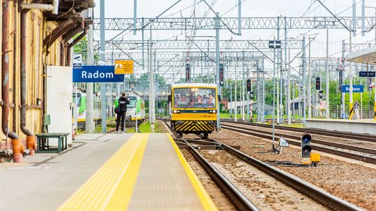 Informacje. Pociągiem z Warki do Radomia