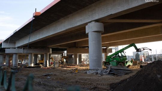 Informacje. Postępy na budowie