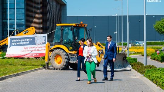 Informacje. Premier w Radomiu o uszczelnieniu systemu podatkowego 