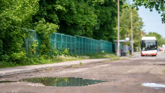 Informacje. Radni zdecydują o przebudowie ulicy