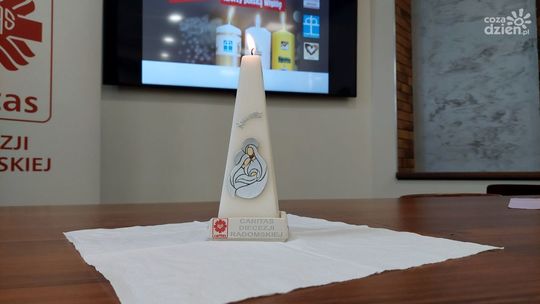 Informacje. Świeca, która tworzy polską Wigilię