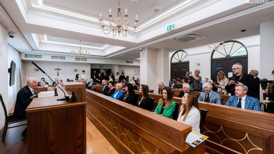 Informacje. Uroczysta sesja IX kadencji Rady Miejskiej w Radomiu