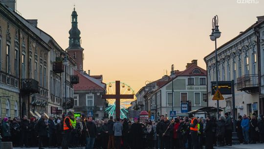 Informacje. Za nami Ekstremalna Droga Krzyżowa 