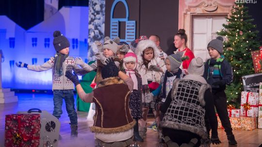 Inni a tacy sami. Bożonarodzeniowe przedstawienie