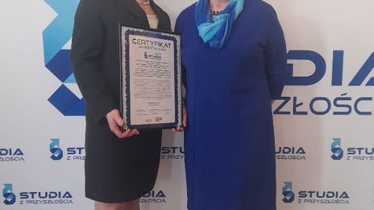 Instytut Kształcenia Podyplomowego Kadr Medycznych WUMed z prestiżowym wyróżnieniem