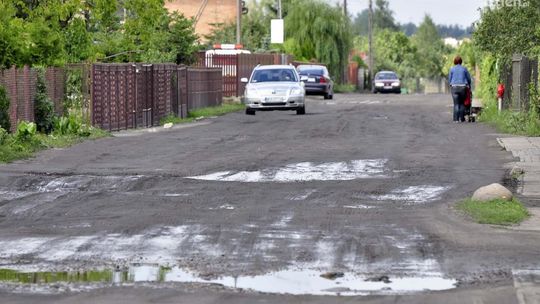 INTERWENCJE: Skrót po błocie i dołach