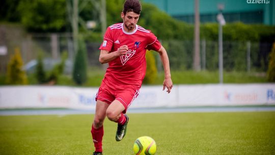 IV liga. Mozolny wyścig po awans