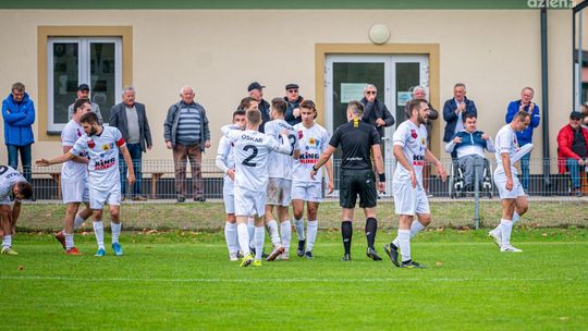 IV liga: ważne zwycięstwo Oskara, wysoka porażka Zamłynia 