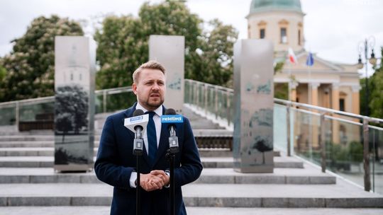 Jacek Ozdoba sprzeciwia się wprowadzeniu zakazu rejestracji samochodów spalinowych