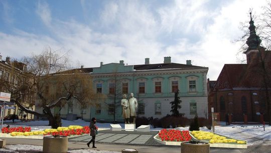 Jak będzie wyglądało otoczenie pomnika pary prezydenckiej?