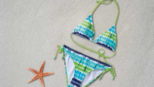 Jak dobrać dwuczęściowy strój kąpielowy?