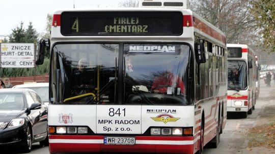 Jak dojechać na cmentarze 1 i 2 listopada? (MAPKI)