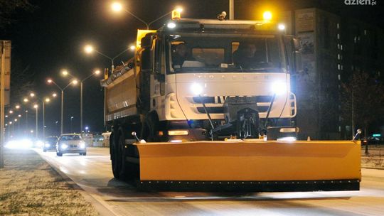 Jak drogowcy poradzili sobie z piątkową śnieżycą?