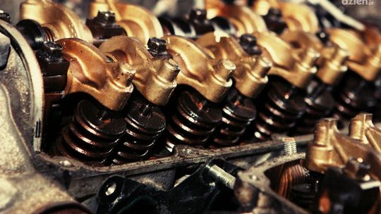 Jak działa dobry dodatek do oleju?