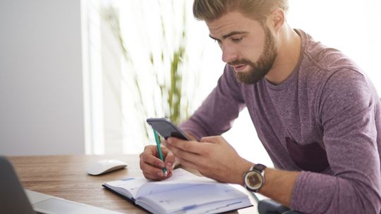 Jak działa kredyt w Orange? Ratunek na chwilowy brak środków