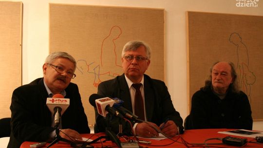 Jak "Elektrownia" buduje kolekcję? W piątek wernisaż