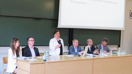 Jak ma się prawo w Polsce?