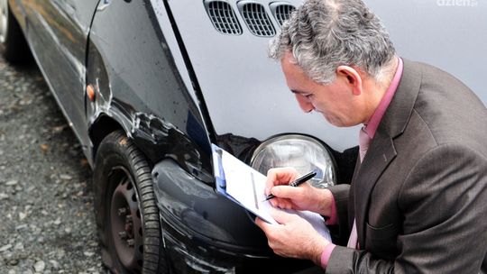 Jak odzyskać odszkodowanie od nieznanego sprawcy?