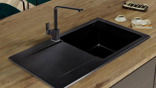 Jak pielęgnować zlew granitowy – specjalistyczne środki oraz domowe sposoby